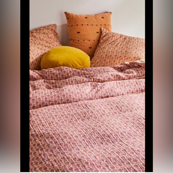 Urban Outfitters Bedding New Urban Outfitter Twyla Floral Cozy